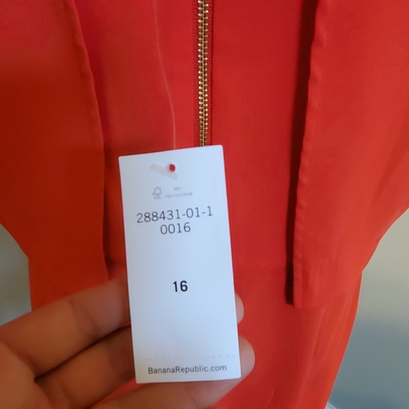 NWT- Banana Republic dress - cape style back- 16 - Picture 5 of 6